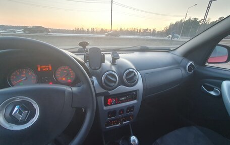 Renault Sandero II рестайлинг, 2014 год, 540 000 рублей, 29 фотография