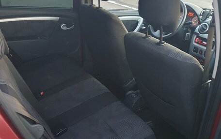 Renault Sandero II рестайлинг, 2014 год, 540 000 рублей, 34 фотография