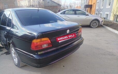 BMW 5 серия, 2002 год, 520 000 рублей, 2 фотография