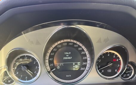 Mercedes-Benz E-Класс, 2011 год, 1 800 000 рублей, 14 фотография