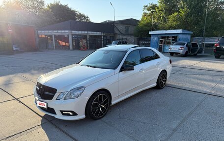 Mercedes-Benz E-Класс, 2011 год, 1 800 000 рублей, 10 фотография
