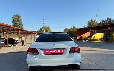 Mercedes-Benz E-Класс, 2011 год, 1 800 000 рублей, 6 фотография