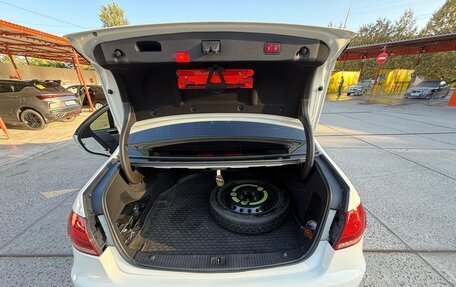 Mercedes-Benz E-Класс, 2011 год, 1 800 000 рублей, 23 фотография