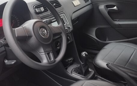 Volkswagen Polo VI (EU Market), 2013 год, 900 000 рублей, 7 фотография