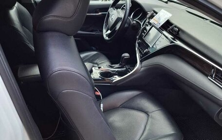 Toyota Camry, 2020 год, 2 200 000 рублей, 11 фотография