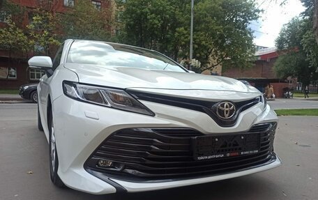 Toyota Camry, 2020 год, 2 200 000 рублей, 16 фотография