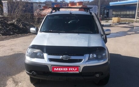 Chevrolet Niva I рестайлинг, 2017 год, 699 000 рублей, 1 фотография