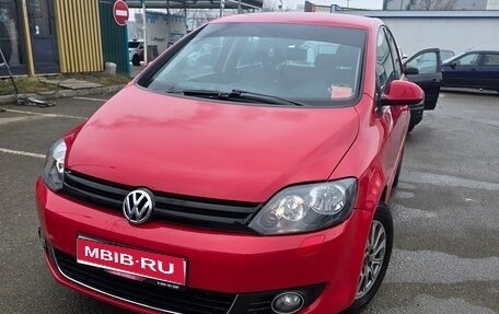 Volkswagen Golf Plus II, 2011 год, 700 000 рублей, 1 фотография
