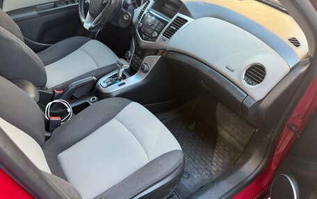 Chevrolet Cruze II, 2011 год, 425 000 рублей, 13 фотография