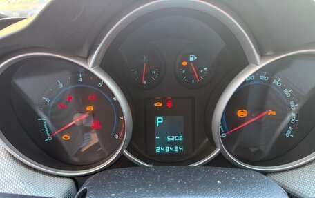 Chevrolet Cruze II, 2011 год, 425 000 рублей, 17 фотография