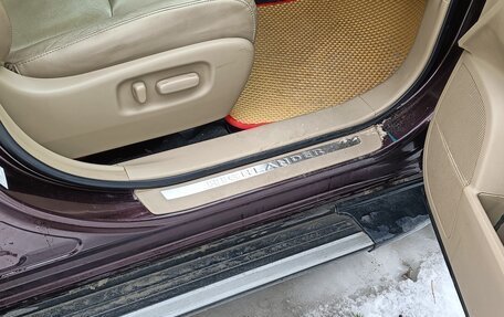 Toyota Highlander III, 2011 год, 2 250 000 рублей, 12 фотография