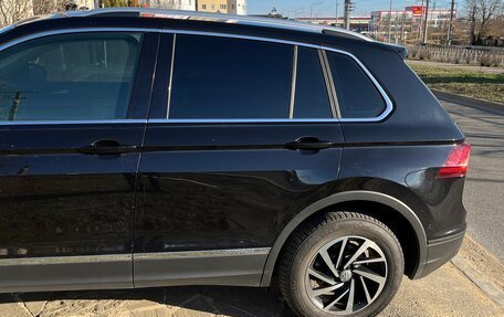 Volkswagen Tiguan II, 2018 год, 1 900 000 рублей, 15 фотография