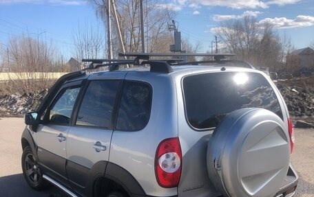 Chevrolet Niva I рестайлинг, 2017 год, 699 000 рублей, 6 фотография