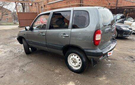 Chevrolet Niva I рестайлинг, 2005 год, 285 000 рублей, 4 фотография