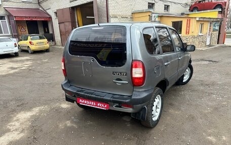 Chevrolet Niva I рестайлинг, 2005 год, 285 000 рублей, 3 фотография