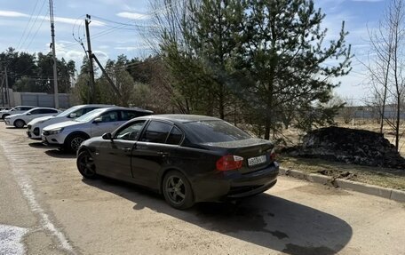 BMW 3 серия, 2006 год, 750 000 рублей, 2 фотография