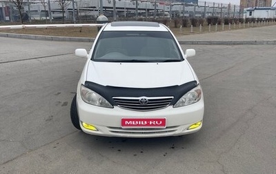 Toyota Camry V40, 2003 год, 680 000 рублей, 1 фотография