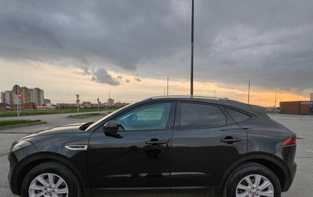 Jaguar E-Pace, 2018 год, 3 200 000 рублей, 6 фотография