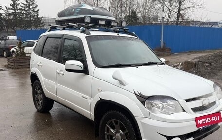 Chevrolet Niva I рестайлинг, 2012 год, 550 000 рублей, 3 фотография
