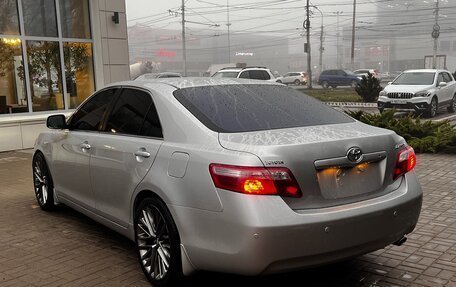 Toyota Camry, 2008 год, 1 550 000 рублей, 5 фотография
