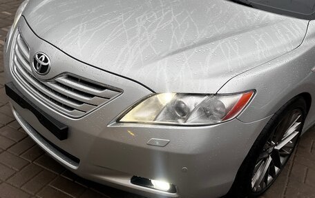 Toyota Camry, 2008 год, 1 550 000 рублей, 2 фотография