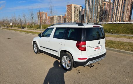 Skoda Yeti I рестайлинг, 2015 год, 1 700 000 рублей, 3 фотография
