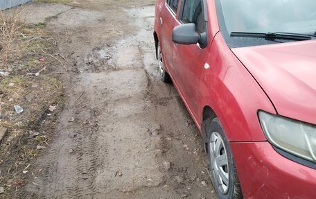 Renault Logan II, 2014 год, 320 000 рублей, 2 фотография