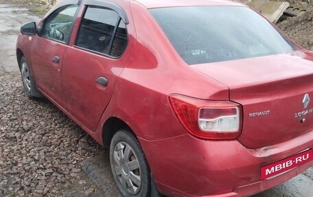 Renault Logan II, 2014 год, 320 000 рублей, 3 фотография