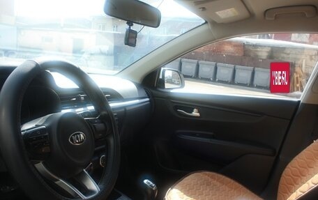 KIA Rio IV, 2017 год, 1 100 000 рублей, 8 фотография