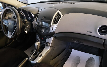 Chevrolet Cruze II, 2013 год, 759 000 рублей, 17 фотография