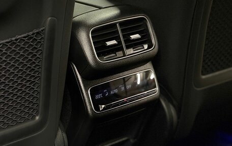 Mercedes-Benz GLE, 2025 год, 14 800 000 рублей, 12 фотография