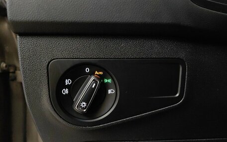 Volkswagen Tiguan II, 2019 год, 1 858 000 рублей, 21 фотография