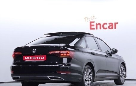 Volkswagen Jetta VII, 2020 год, 1 655 000 рублей, 2 фотография