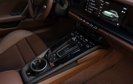 Porsche 911, 2025 год, 27 490 000 рублей, 36 фотография