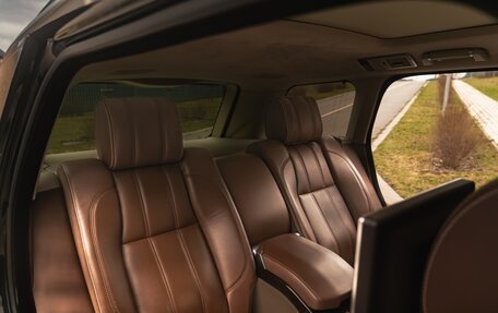 Land Rover Range Rover IV рестайлинг, 2016 год, 4 999 000 рублей, 22 фотография