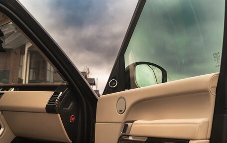 Land Rover Range Rover IV рестайлинг, 2016 год, 4 999 000 рублей, 20 фотография