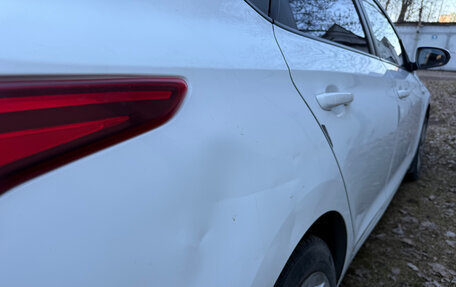 Hyundai Solaris II рестайлинг, 2018 год, 899 000 рублей, 7 фотография