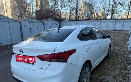 Hyundai Solaris II рестайлинг, 2018 год, 899 000 рублей, 5 фотография