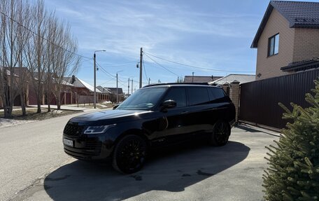 Land Rover Range Rover IV рестайлинг, 2018 год, 6 900 000 рублей, 4 фотография