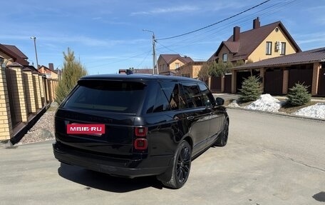 Land Rover Range Rover IV рестайлинг, 2018 год, 6 900 000 рублей, 3 фотография