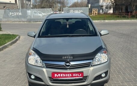 Opel Astra H, 2008 год, 750 000 рублей, 2 фотография
