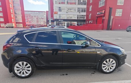 Opel Astra J, 2011 год, 550 000 рублей, 4 фотография