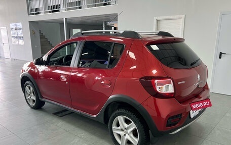 Renault Sandero II рестайлинг, 2017 год, 870 000 рублей, 4 фотография