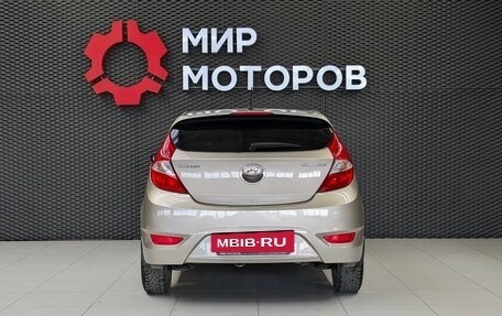 Hyundai Solaris II рестайлинг, 2014 год, 930 000 рублей, 5 фотография