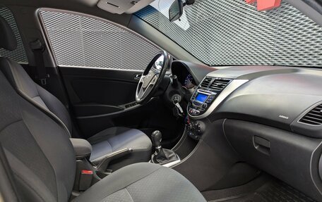 Hyundai Solaris II рестайлинг, 2014 год, 930 000 рублей, 25 фотография