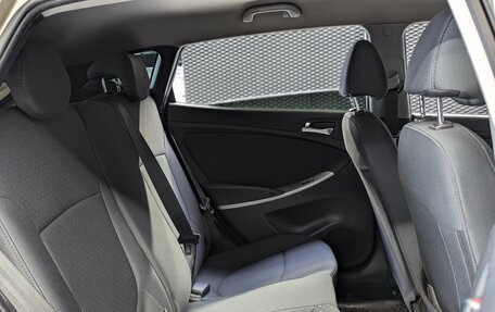 Hyundai Solaris II рестайлинг, 2014 год, 930 000 рублей, 29 фотография