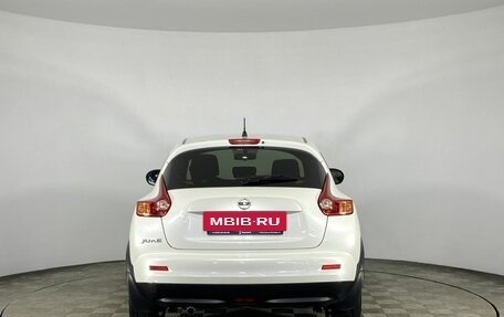 Nissan Juke II, 2013 год, 1 070 000 рублей, 8 фотография