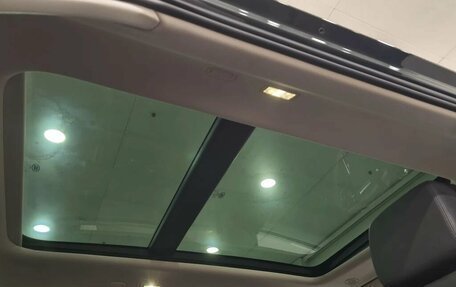 Land Rover Range Rover Evoque II, 2025 год, 6 090 000 рублей, 22 фотография