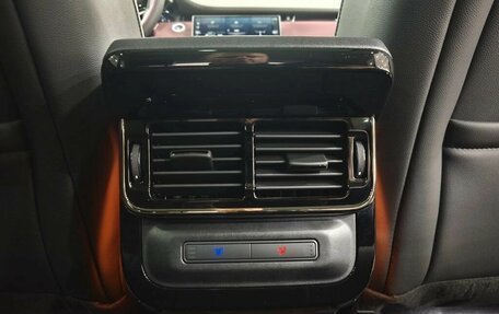 Land Rover Range Rover Evoque II, 2025 год, 6 090 000 рублей, 25 фотография