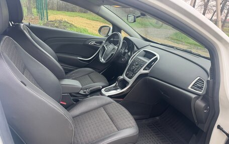 Opel Astra J, 2012 год, 970 000 рублей, 11 фотография